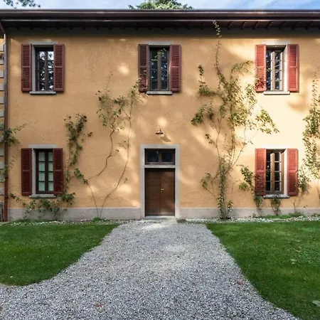 Apartment Bilocale Nel Parco Di Erba Cernobbio