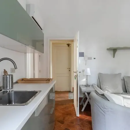 Bilocale Nel Parco Di Erba Apartment Cernobbio