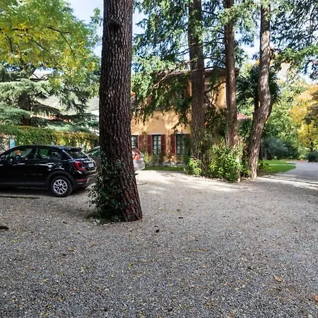 Bilocale Nel Parco Di Erba *