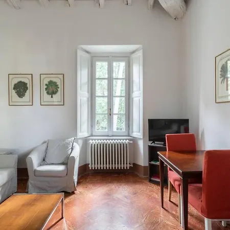 Bilocale Nel Parco Di Erba Черноббио